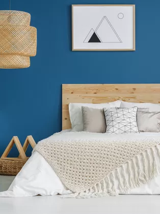 Royal blue bedroom design 